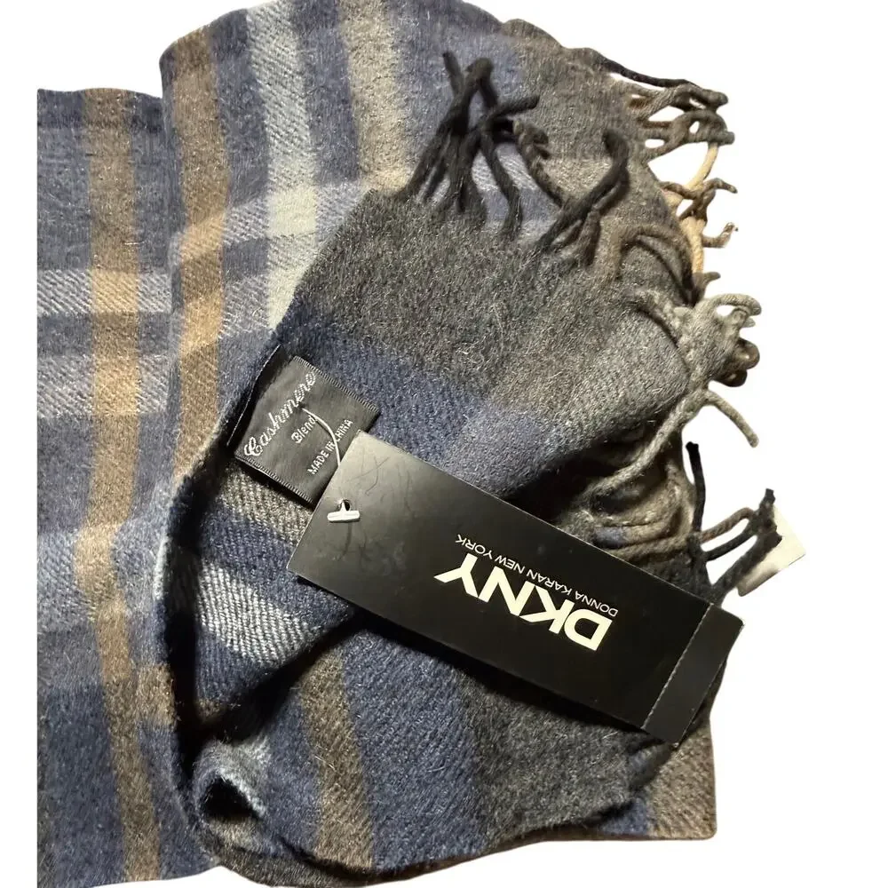 DKNY Luxury Blue/Gray  Plaid Scarf - 90% Wool 10% Cashmere - Made in Italy NWT